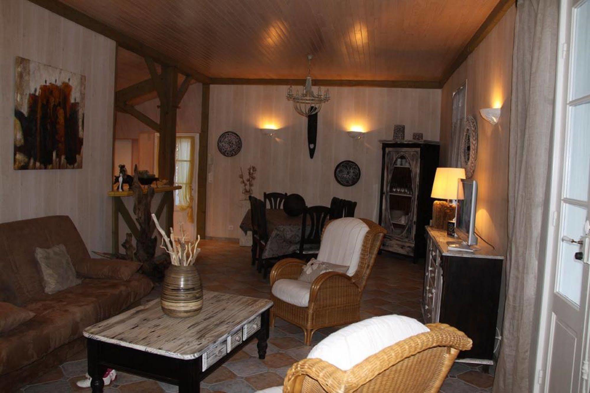 Charme & Confort- Les Cottages Du Bassin D'Arcachon- Petit-Dejeuner Sur Demande - Nuitee, Court Sejour, Semaine Gujan-Mestras Exterior photo